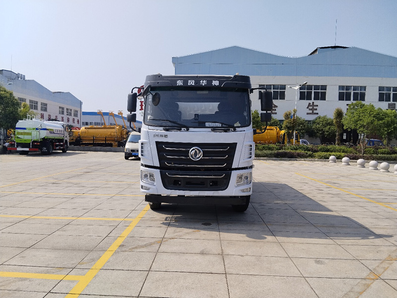华神玉柴165马力12方洒水车